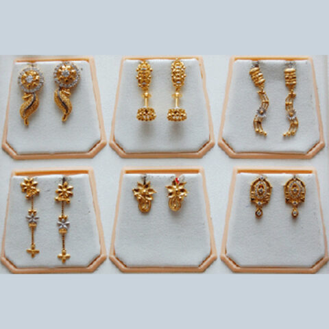 Ear Stud Collections