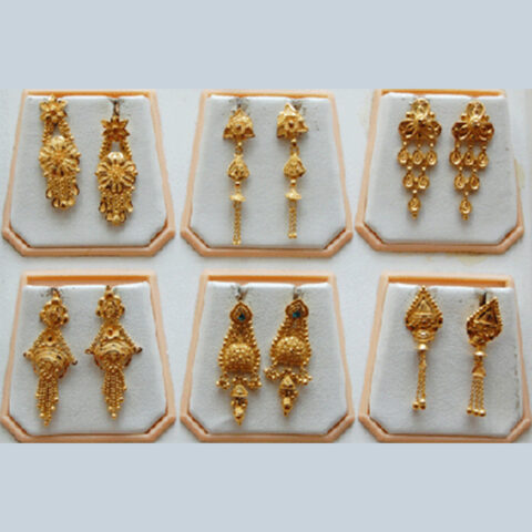 Ear Stud Collections