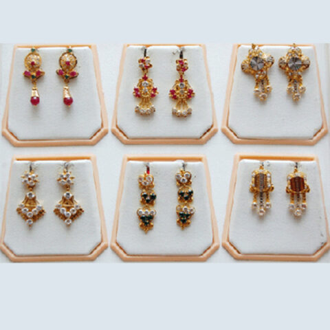 Ear Stud Collections
