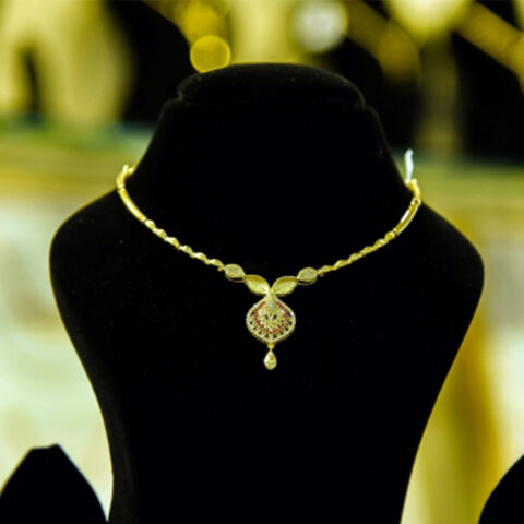 Jewel One Necklace Collections